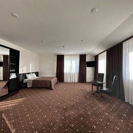 Hotel Merry Club Maliye Khutora Dış mekan fotoğraf