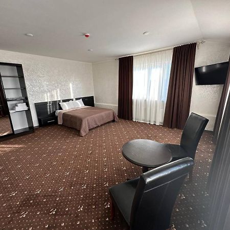 Hotel Merry Club Maliye Khutora Dış mekan fotoğraf