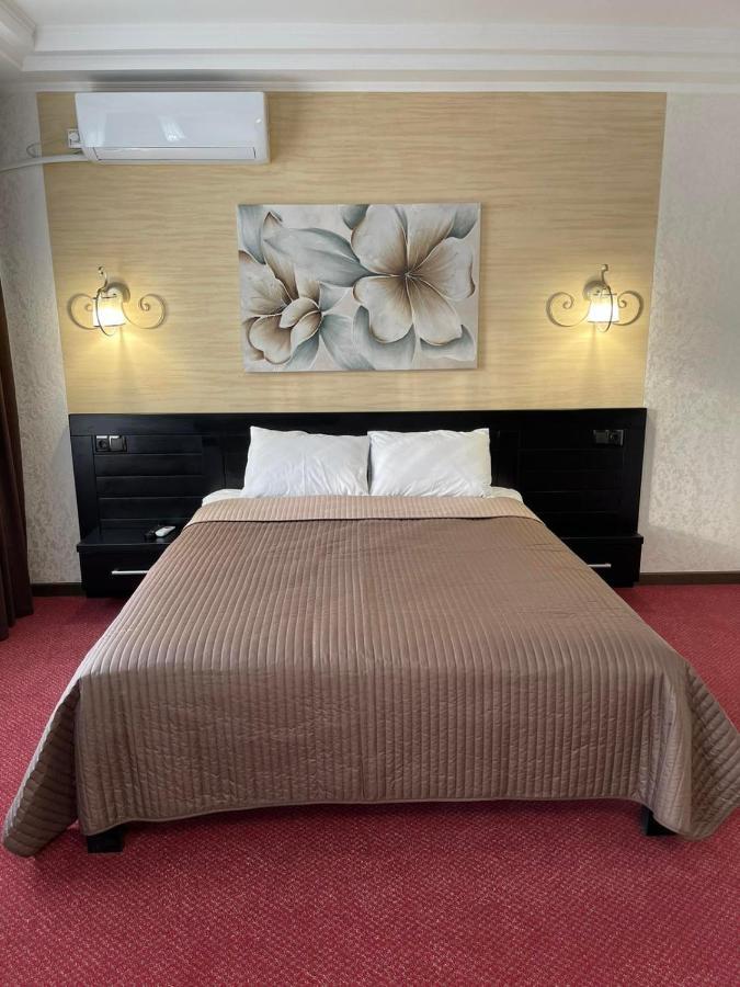 Hotel Merry Club Maliye Khutora Dış mekan fotoğraf